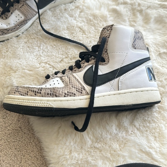 Nike Terminator Highs - Picture 2 of 5
